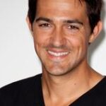 découvrez la joyeuse nouvelle de la naissance du quatrième enfant de jean-pascal lacoste. plongée dans l'univers familial de ce célèbre artiste, cette annonce suscite bonheur et émotions. ne manquez pas les détails de cet événement marquant!