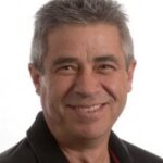découvrez les détails du décès d'angelo rinaldi, une figure influente qui a marqué son époque. hommage à sa vie et à son héritage.