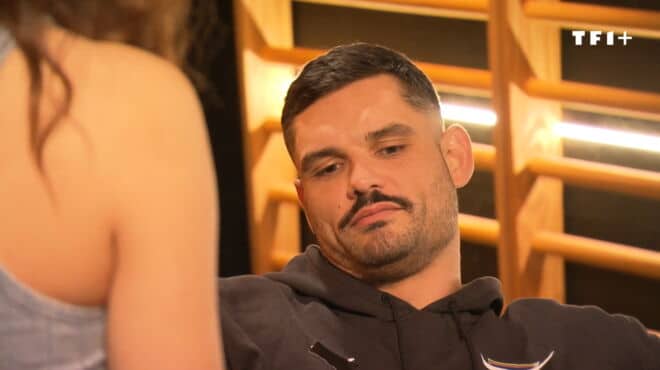 découvrez l'univers passionnant de manaudou à la télé ! suivez les exploits, interviews et coulisses de ce champion de natation qui illumine les écrans. ne manquez pas ses moments forts et une plongée exclusive dans sa carrière.