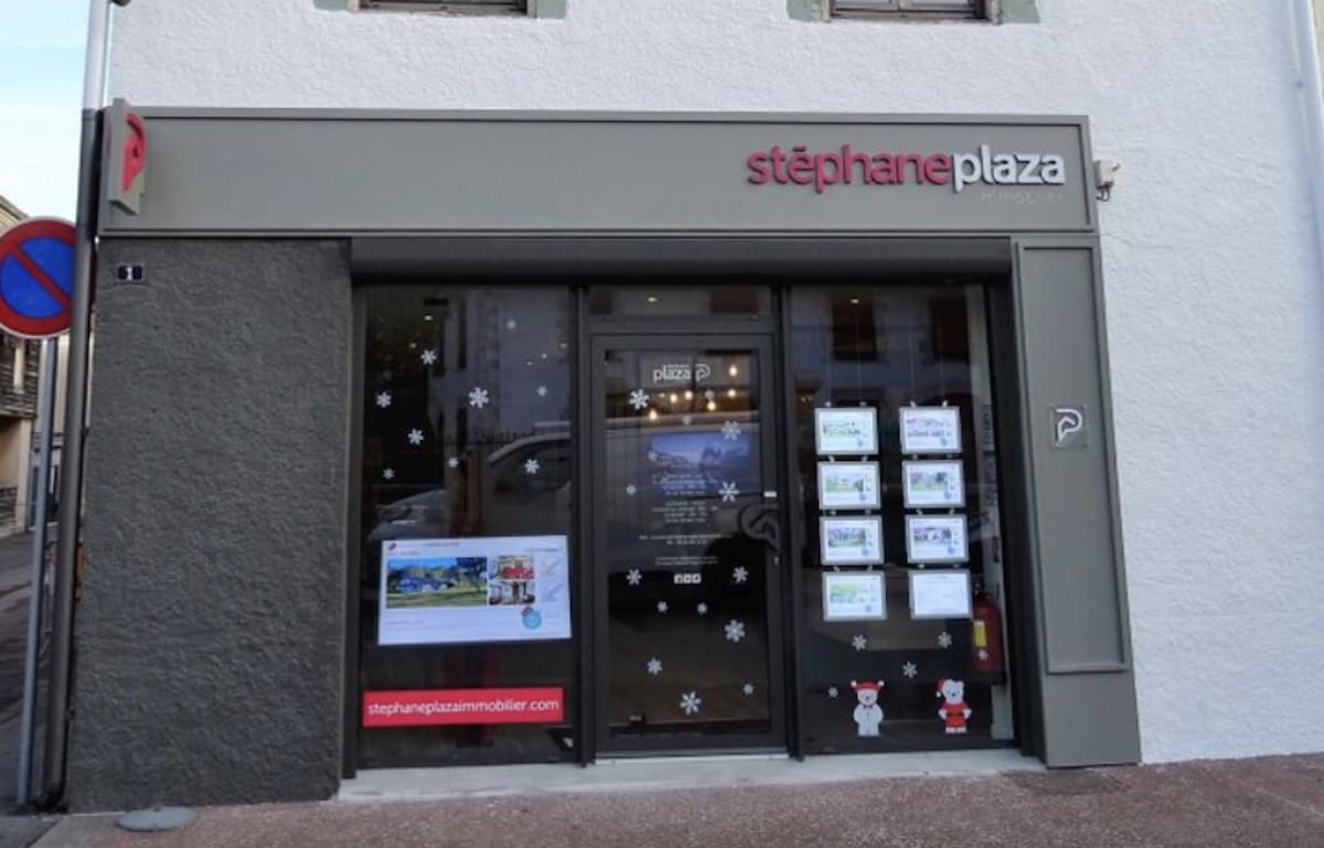 découvrez les dernières actualités concernant stéphane plaza sur m6, incluant des informations sur son avenir et les récentes condamnations qui font le buzz. restez informé sur les enjeux qui entourent la carrière de ce célèbre animateur.