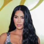découvrez le témoignage poignant de kim kardashian lors du procès lié à son braquage. plongez dans les détails de cette épreuve qui a marqué sa vie et ses réflexions sur la sécurité et l'impact des événements traumatiques.