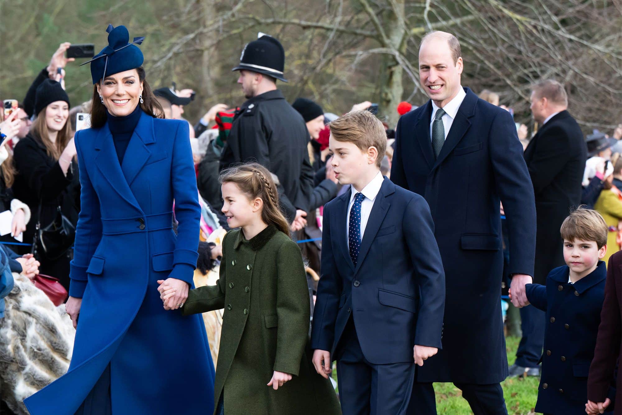 découvrez le message touchant et apaisant de charles iii à l'occasion de la fête des pères, une réflexion sur l'amour familial et la gratitude. célébrons ensemble cette journée spéciale avec des mots inspirants.