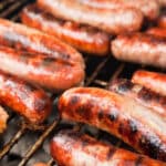 découvrez comment réussir la cuisson parfaite de vos saucisses au barbecue avec nos conseils pratiques et astuces savoureuses. transformez vos grillades en un véritable festin et régalez vos invités grâce à des saucisses juteuses et dorées à la perfection.