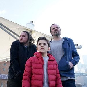 découvrez la triste nouvelle du décès de devin harjes, l'acteur talentueux connu pour ses rôles marquants dans les séries à succès 'boardwalk empire' et 'daredevil'. un hommage à sa carrière et son impact dans le monde du cinéma.