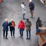 découvrez l'émouvante histoire de la disparition de petit émile, un jeune garçon dont le mystère entoure la relation touchante avec son grand-père. plongez dans un récit captivant plein d'émotions et de liens familiaux indéfectibles.