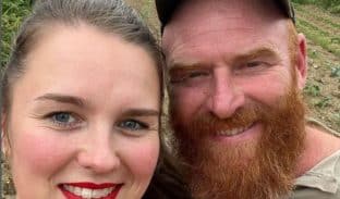 découvrez flavie, l'ancienne participante de 'l'amour est dans le pré', qui s'apprête à relever un nouveau défi en participant à un concours de miss. suivez son parcours passionnant et ses ambitions dans cette aventure riche en émotions !