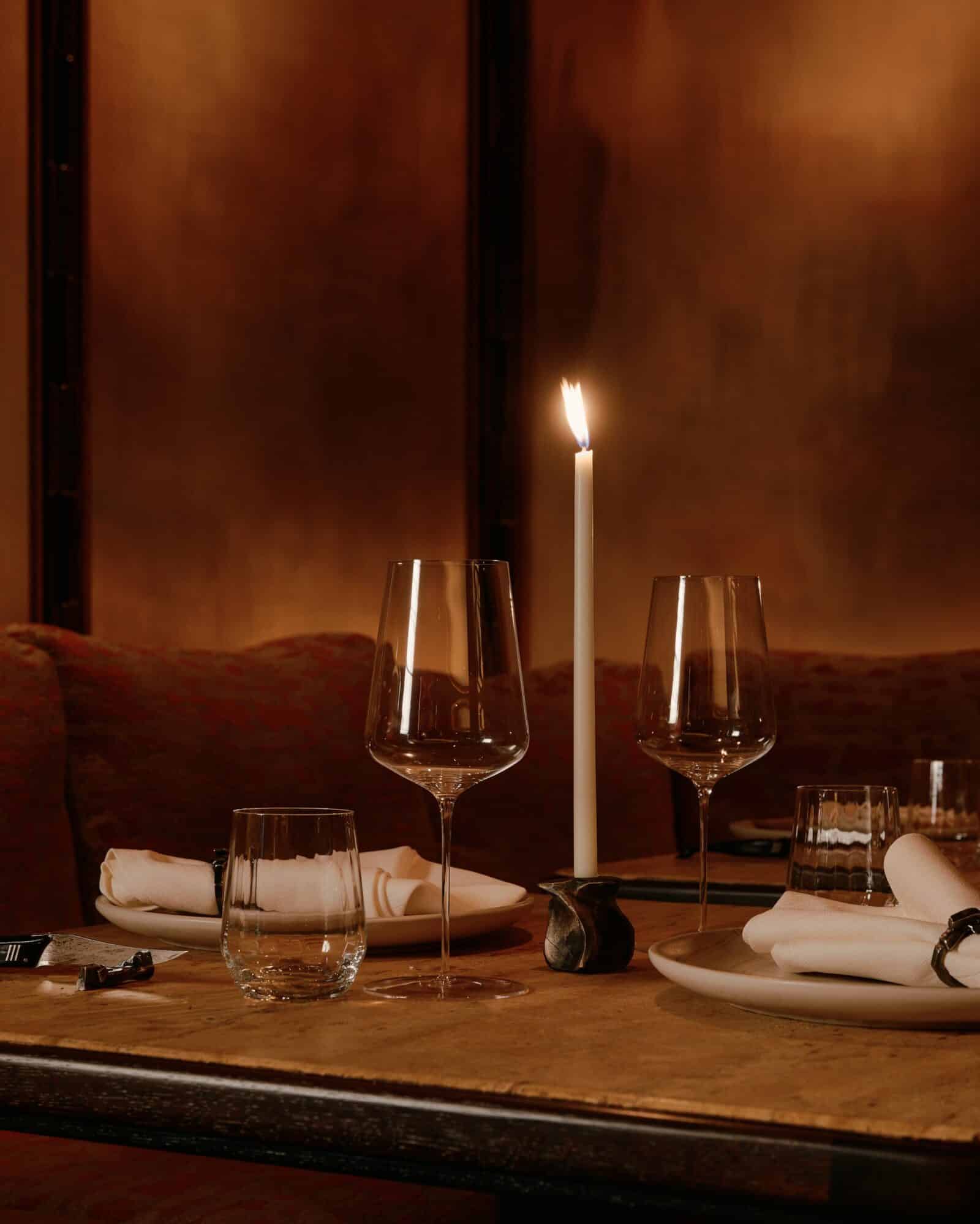 découvrez le restaurant jean-pierre françois, une expérience culinaire unique alliant des plats raffinés et une ambiance chaleureuse. savourez des recettes innovantes élaborées avec des ingrédients frais et de saison, dans un cadre élégant. réservez dès maintenant pour une soirée inoubliable.