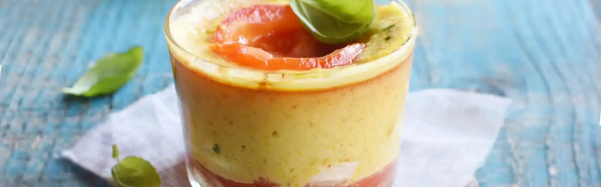 découvrez une délicieuse recette de flan salé au gaspacho, alliant textures crémeuses et saveurs méditerranéennes. ce plat original et raffiné ravira vos papilles et saura surprendre vos convives lors de vos repas estivaux.