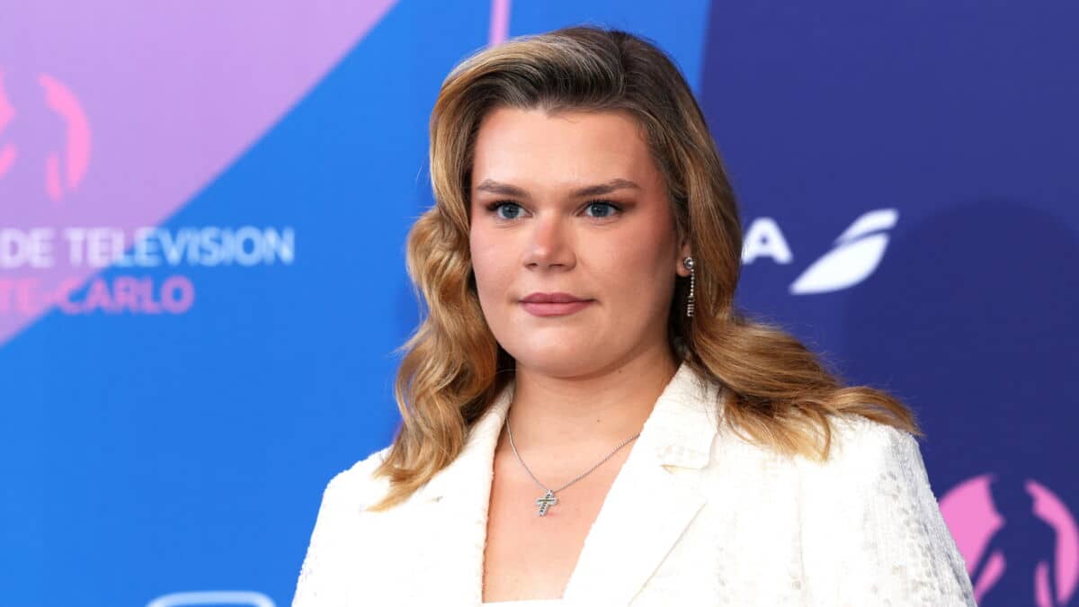 découvrez l'hommage touchant de camille gottlieb à sa grand-mère, grace de monaco, une icône de grâce et d'élégance. explorez leur lien familial et l'impact de grace dans la vie de camille, mettant en lumière l'héritage unique de la princesse.