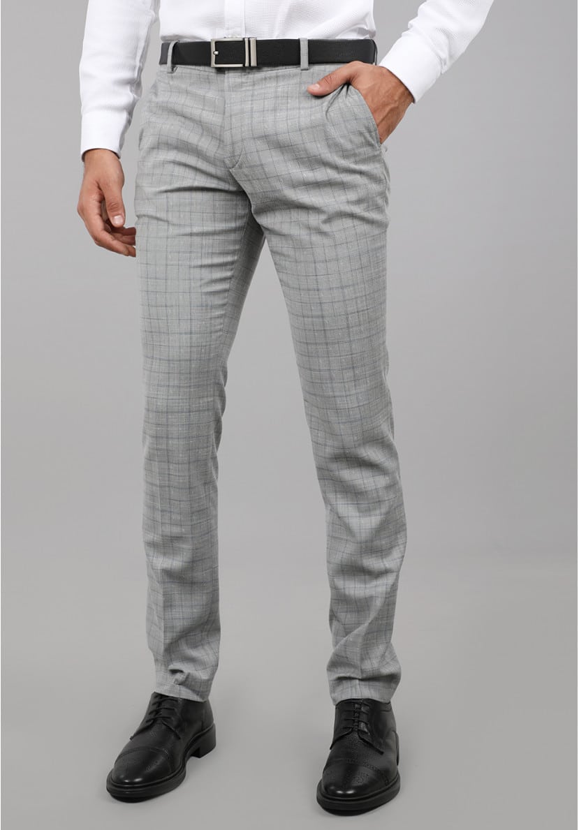 découvrez notre collection de pantalons élégants alliant confort et style. parfaits pour toutes les occasions, ces pantalons vous offriront une allure sophistiquée sans compromettre votre bien-être.